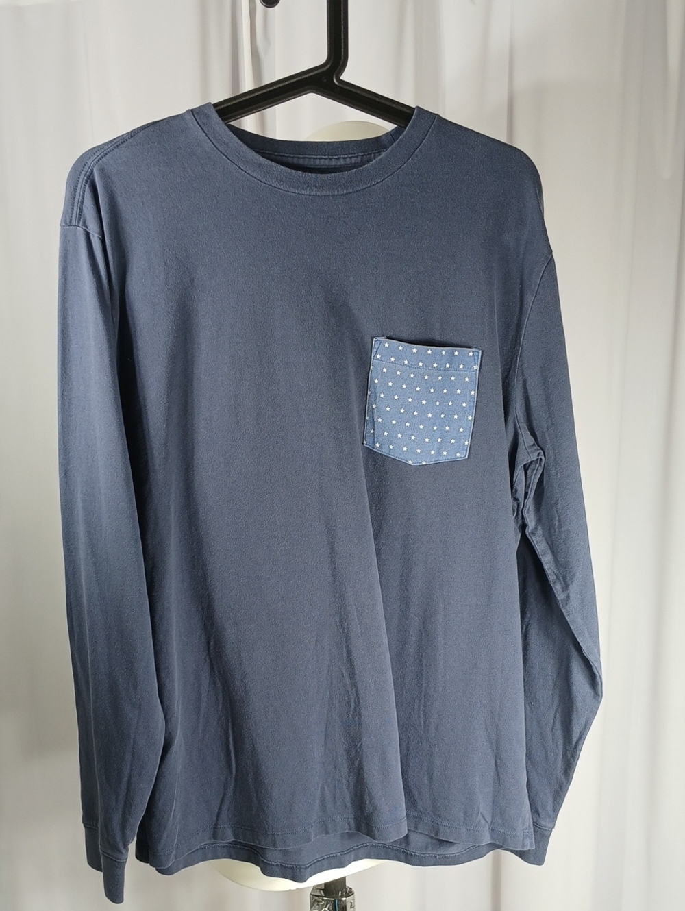 Vineyard Vines Navy Long-Sleeve Tee with white stars Pocket